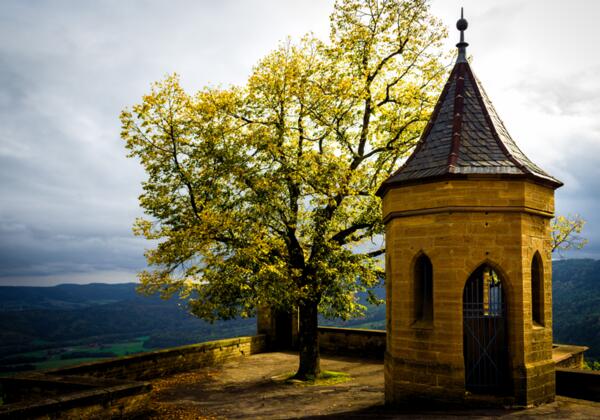 Burg, Schloss & Co Burg, Schloss & Co Die alten Rittersleut