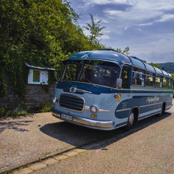 Ausflugsbus