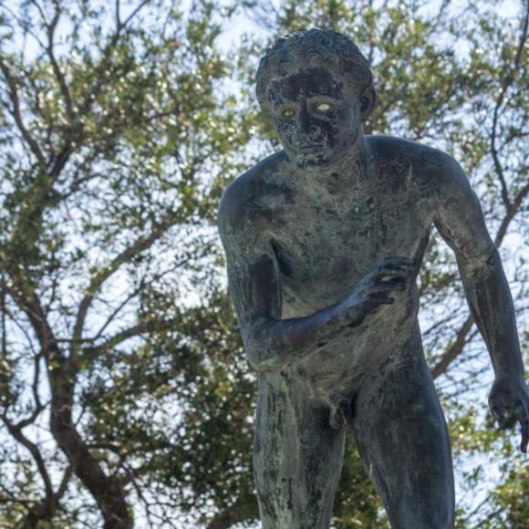 Statue