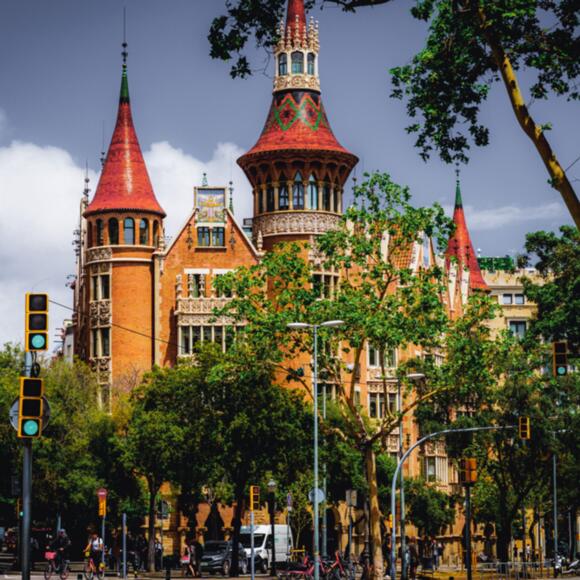 Palau del Baró de Quadras