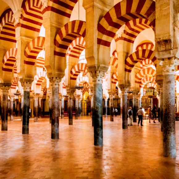 Säulenhalle der Mezquita